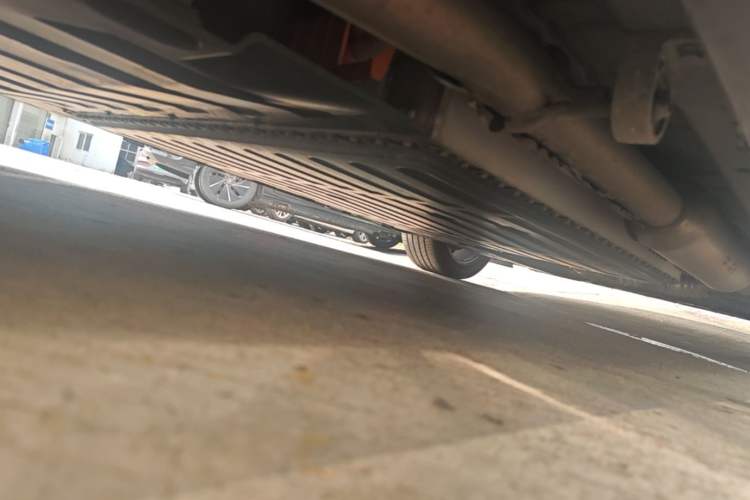 Used Buick L7 2025 Model Aivia Chassis Rear Right