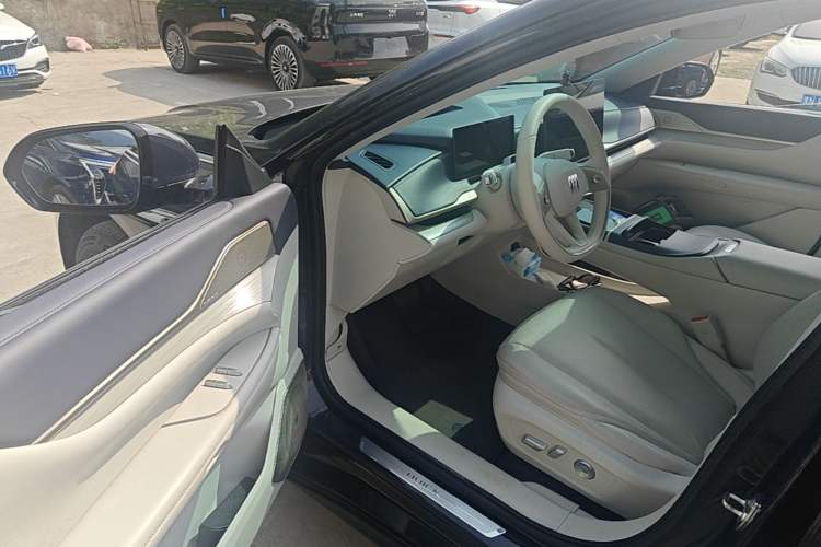 Used Buick L7 2025 Model Luxury Leisure Smart Driving Edition Driver Seat