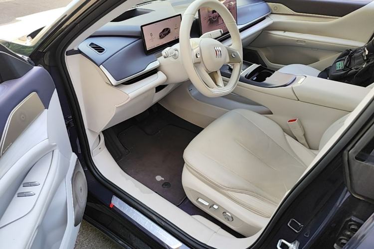 Used Buick L7 2025 Model Aivia Driver Seat