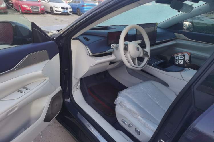 Used Buick L7 2025 Model Aivia Driver Seat