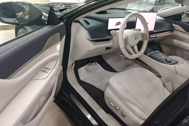 Used Buick L7 2025 Model Aivia Driver Seat