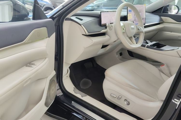 Used Buick L7 2025 Model Aivia Driver Seat