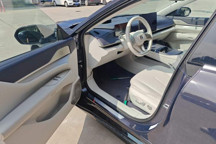 Used Buick L7 2025 Model Aivia Driver Seat