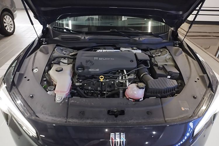 Used Buick L7 2025 Model Aivia Engine Bay