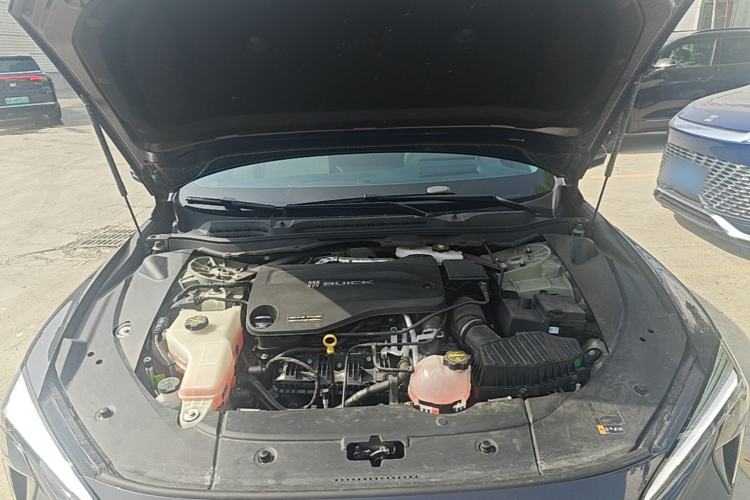 Used Buick L7 2025 Model Luxury Leisure Smart Driving Edition Engine Bay
