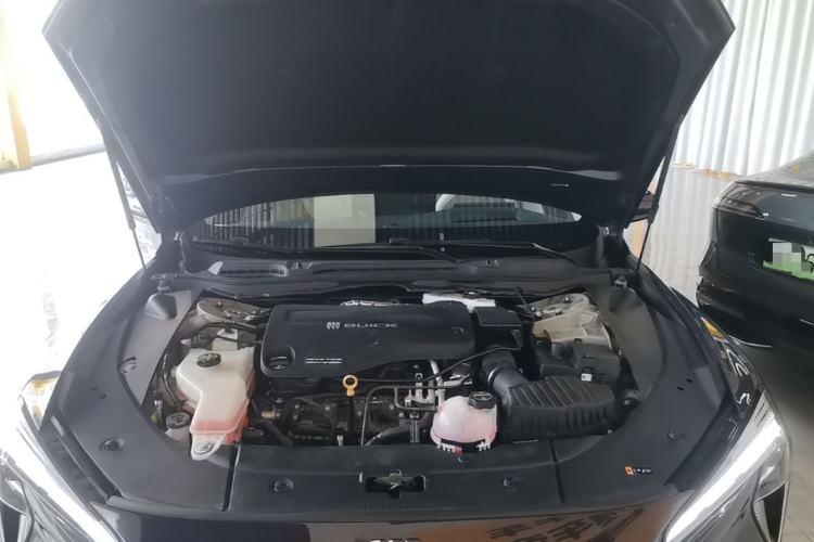 Used Buick L7 2025 Model Aivia Engine Bay