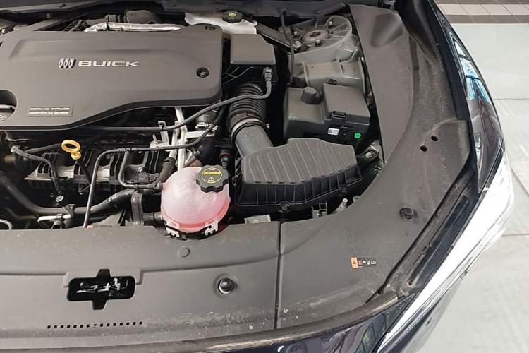 Used Buick L7 2025 Model Luxury Leisure Smart Driving Edition Engine Bay Left