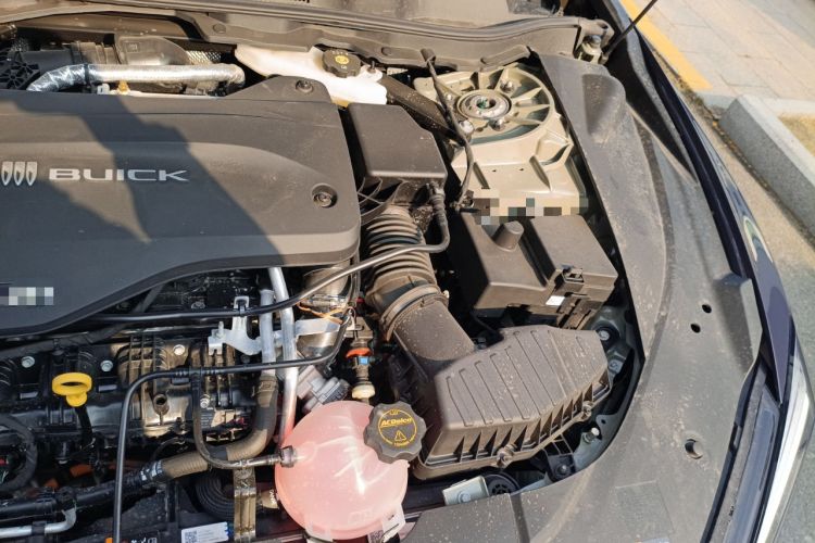 Used Buick L7 2025 Model Aivia Engine Bay Left