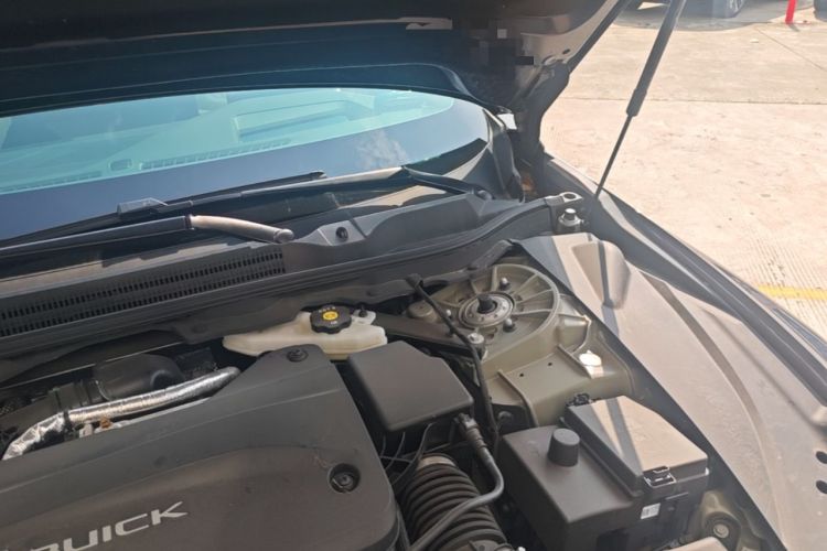 Used Buick L7 2025 Model Aivia Engine Bay Left