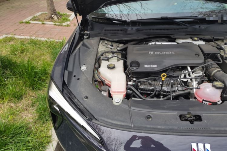 Used Buick L7 2025 Model Luxury Leisure Smart Driving Edition Engine Bay Right