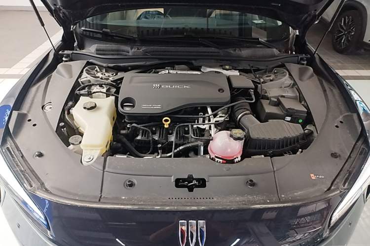 Used Buick L7 2025 Model Luxury Leisure Smart Driving Edition Engine Bay