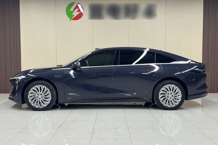 Used Buick L7 2025 Model Aivia Exterior 3