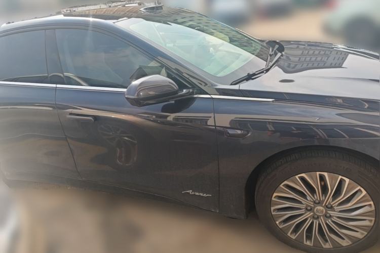Used Buick L7 2025 Model Aivia Front Right 45 Deg