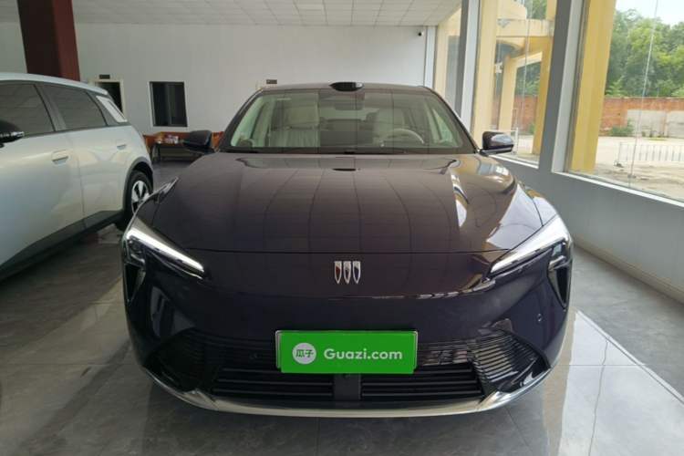 Used Buick L7 2025 Model Aivia Front