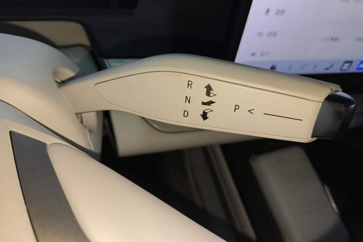 Used Buick L7 2025 Model Aivia Gear Lever