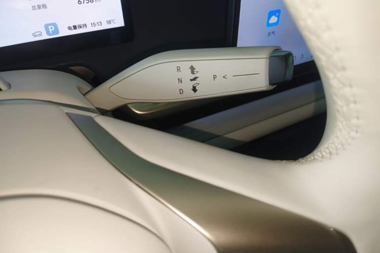Used Buick L7 2025 Model Aivia Gear Lever