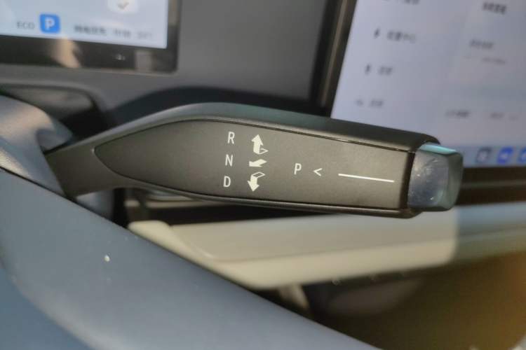 Used Buick L7 2025 Model Luxury Leisure Smart Driving Edition Gear Lever