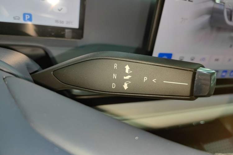 Used Buick L7 2025 Model Luxury Leisure Smart Driving Edition Gear Lever