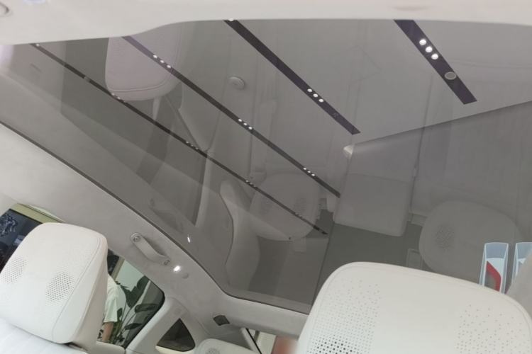Used Buick L7 2025 Model Aivia Headliner