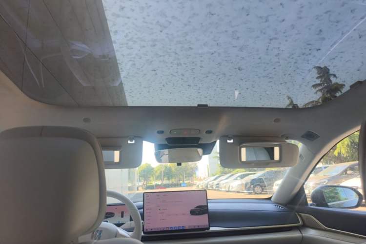 Used Buick L7 2025 Model Aivia Headliner