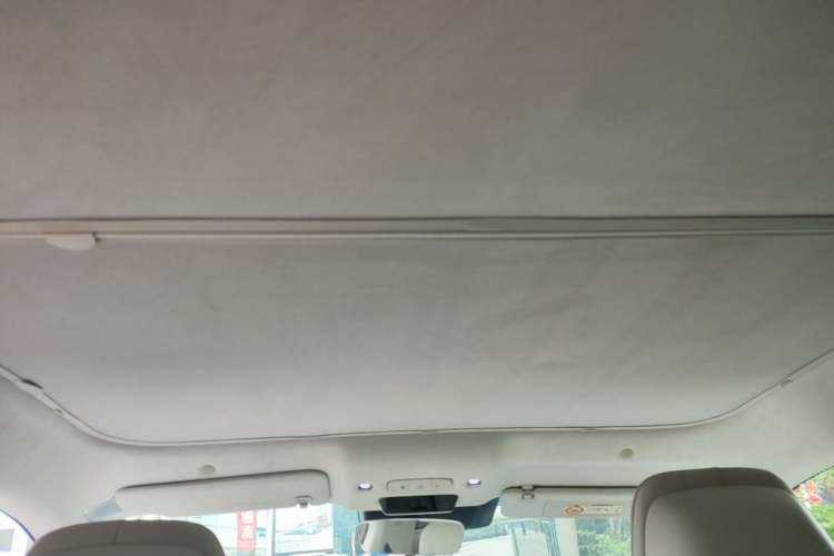 Used Buick L7 2025 Model Aivia Headliner
