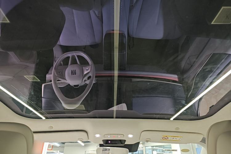 Used Buick L7 2025 Model Aivia Headliner