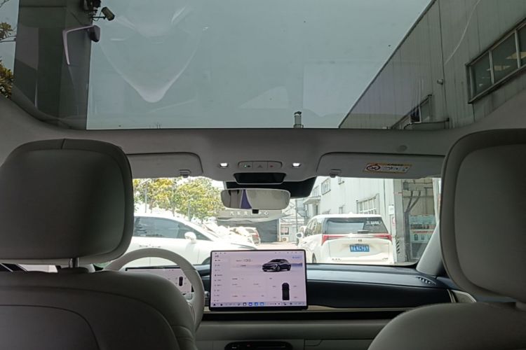 Used Buick L7 2025 Model Aivia Headliner