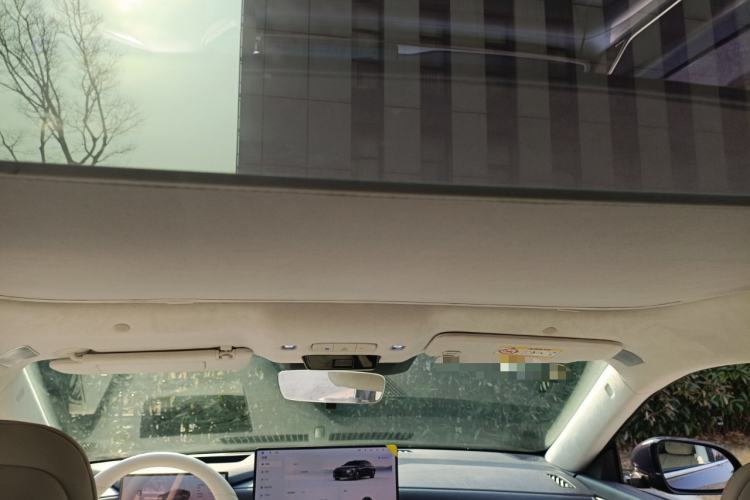 Used Buick L7 2025 Model Aivia Headliner