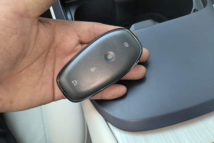 Used Buick L7 2025 Model Aivia Interior 1