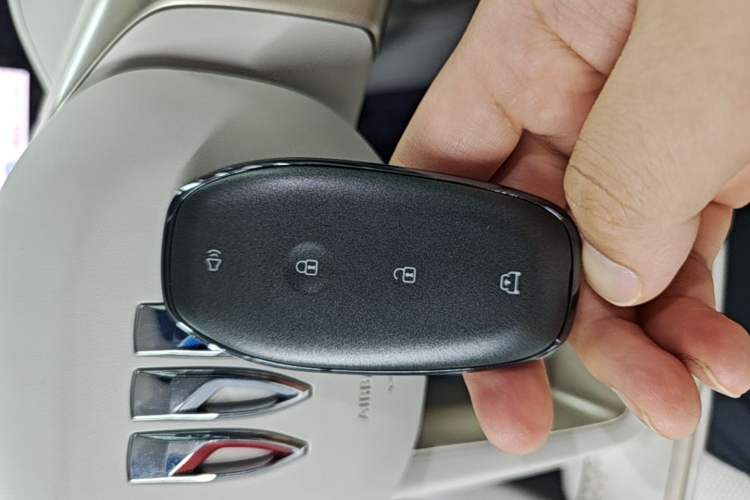Used Buick L7 2025 Model Aivia Interior 1