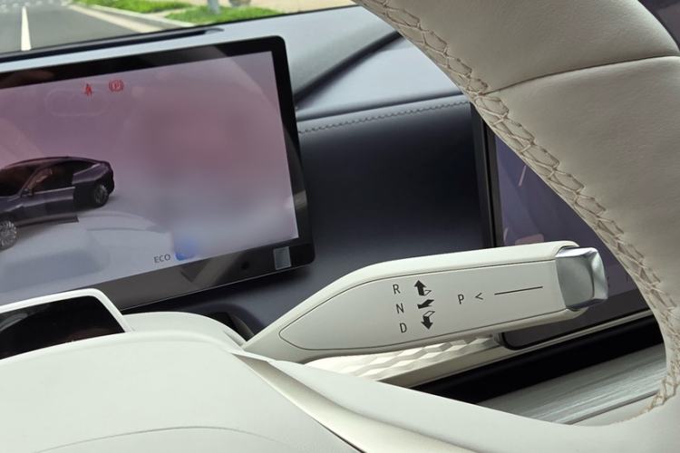 Used Buick L7 2025 Model Aivia Interior 2