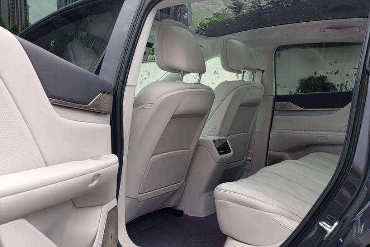 Used Buick L7 2025 Model Aivia Interior 6