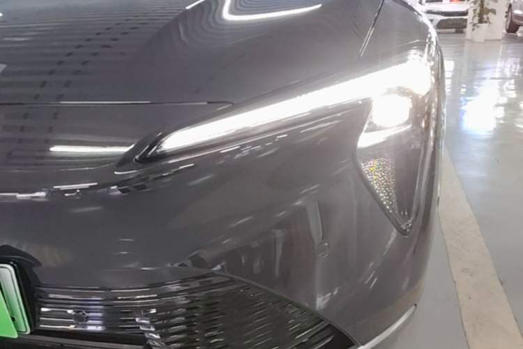 Used Buick L7 2025 Model Aivia Left Front Headlight