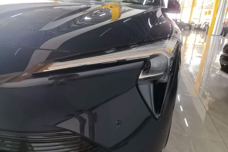 Used Buick L7 2025 Model Aivia Left Front Headlight