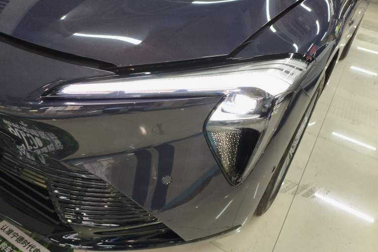 Used Buick L7 2025 Model Aivia Left Front Headlight