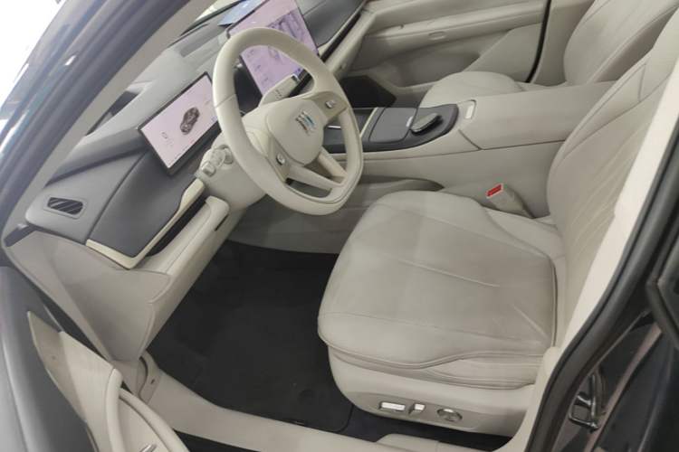 Used Buick L7 2025 Model Aivia Left Front Seat