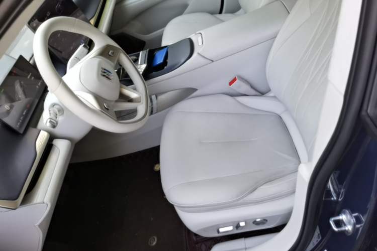 Used Buick L7 2025 Model Aivia Left Front Seat