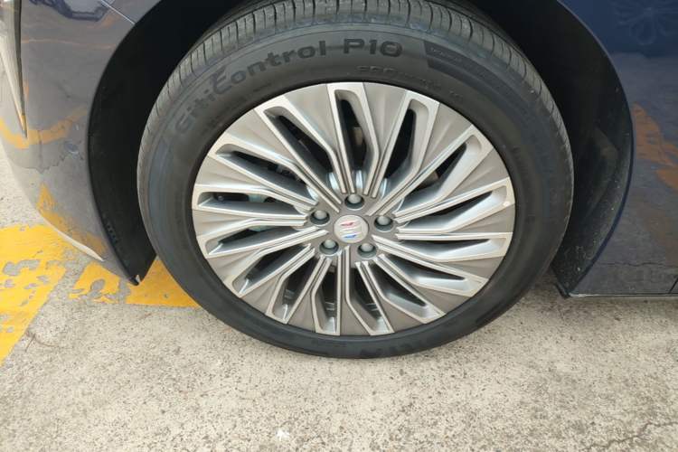 Used Buick L7 2025 Model Aivia Left Front Wheel Hub
