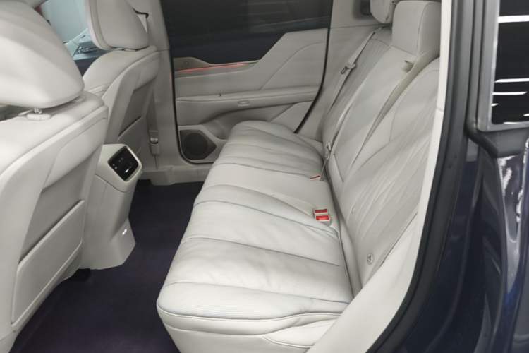 Used Buick L7 2025 Model Aivia Left Rear Seat