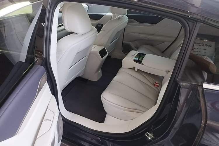 Used Buick L7 2025 Model Aivia Left Rear Seat