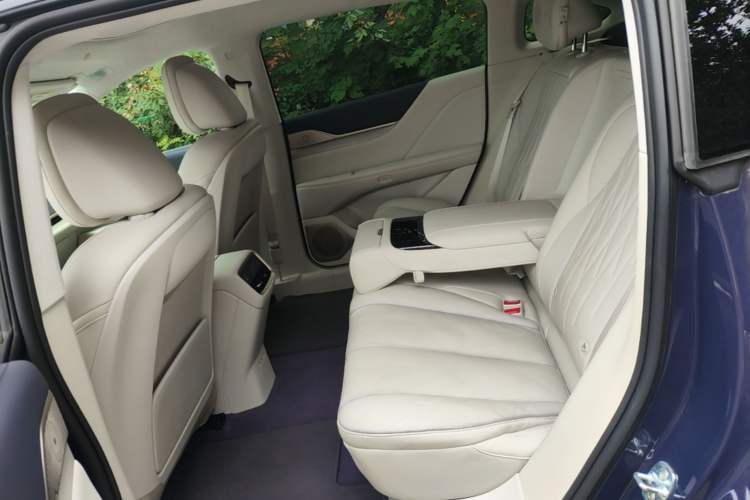Used Buick L7 2025 Model Aivia Left Rear Seat