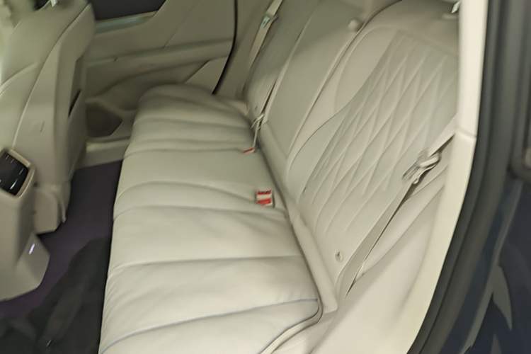 Used Buick L7 2025 Model Aivia Left Rear Seat