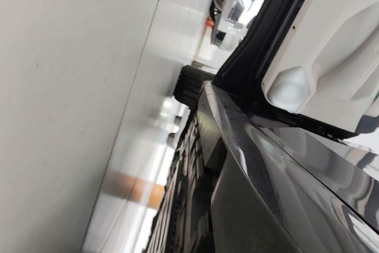 Used Buick L7 2025 Model Aivia Left Side Sill