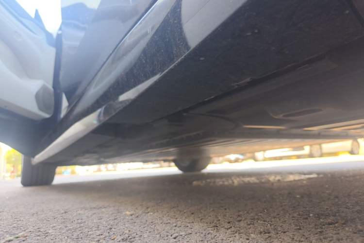 Used Buick L7 2025 Model Aivia Left Side Sill