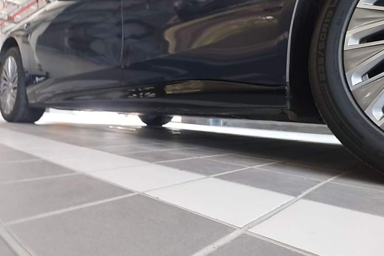 Used Buick L7 2025 Model Aivia Left Side Sill