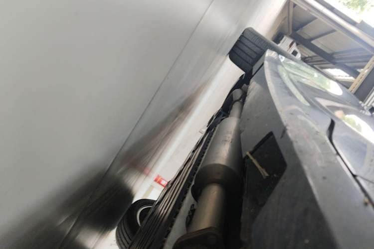 Used Buick L7 2025 Model Aivia Left Side Sill