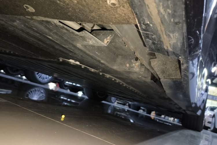 Used Buick L7 2025 Model Aivia Left Side Sill