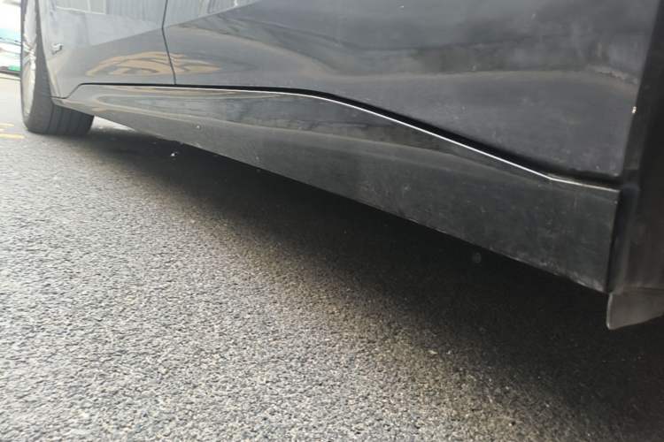 Used Buick L7 2025 Model Aivia Left Side Sill