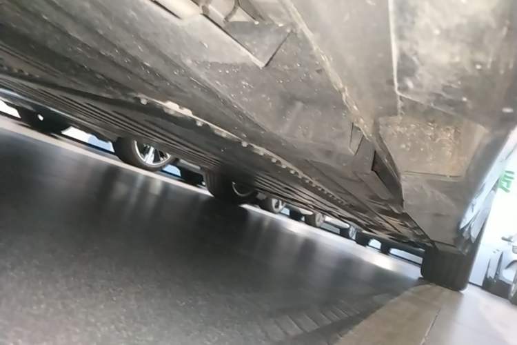 Used Buick L7 2025 Model Aivia Left Side Sill