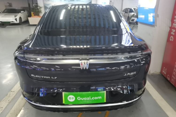 Used Buick L7 2025 Model Aivia Rear